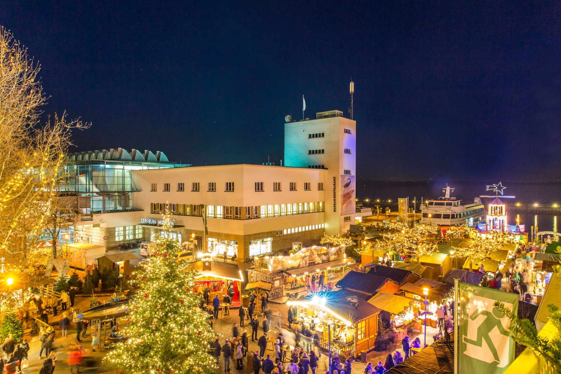 Weihnachtsmarkt in Friedrichshafen am Bodensee. Foto: djd | Deutsche Bodensee Tourismus