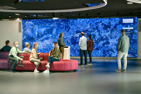 Flughafen Frankfurt: Multimediales Besucherzentrum öffnet am 2. August  