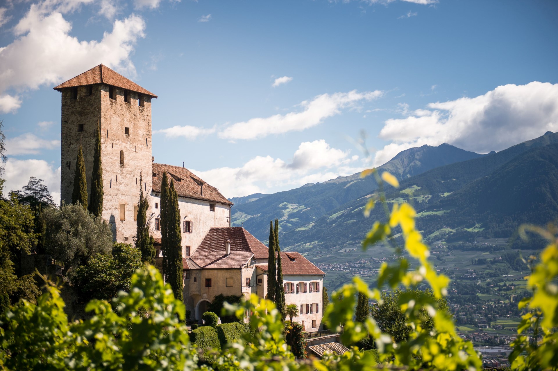 Südtirol: Blühende Impressionen in der Region Lana