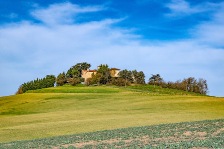 Okzitanien: Château de Magrin – das Pastell-Schloss