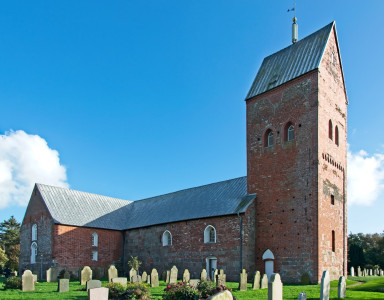 Nordseeinseln: Schiffsmodelle in der Kirche?